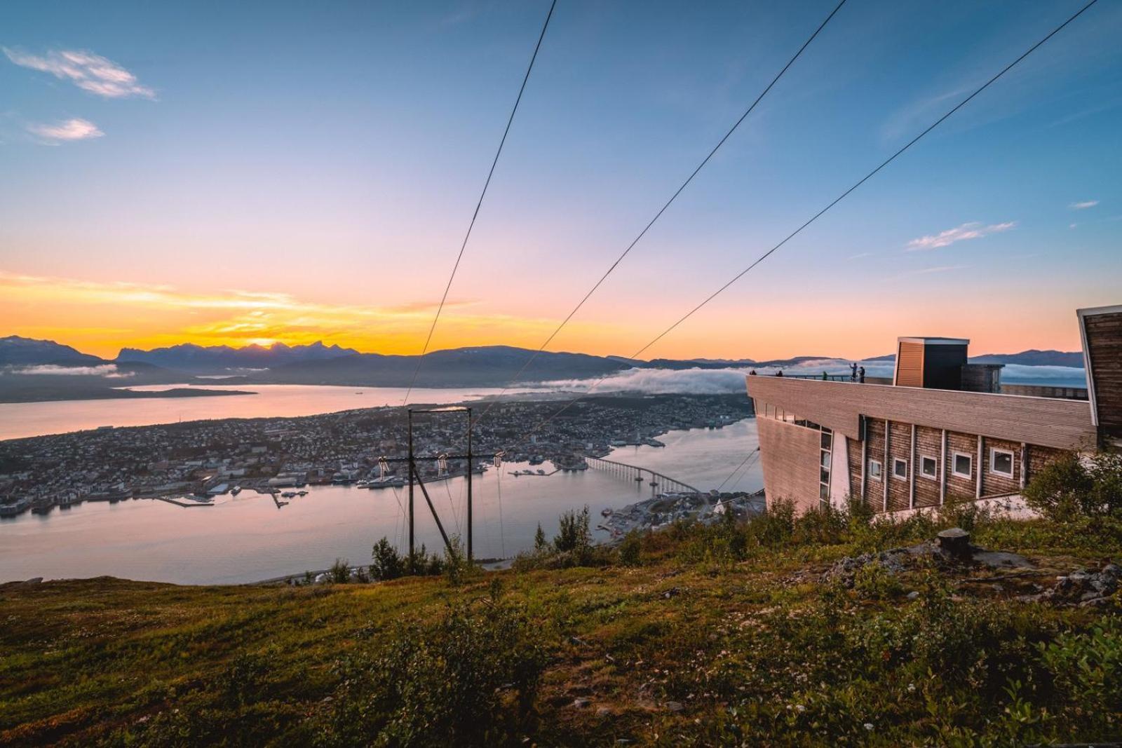 Arctic Homes - Tromsdalen, Parking, View, Fireplace * Tromsø